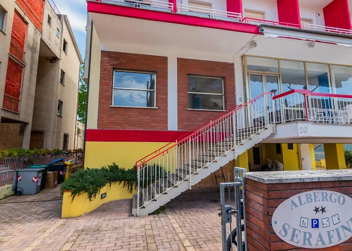 Hotel Serafini
